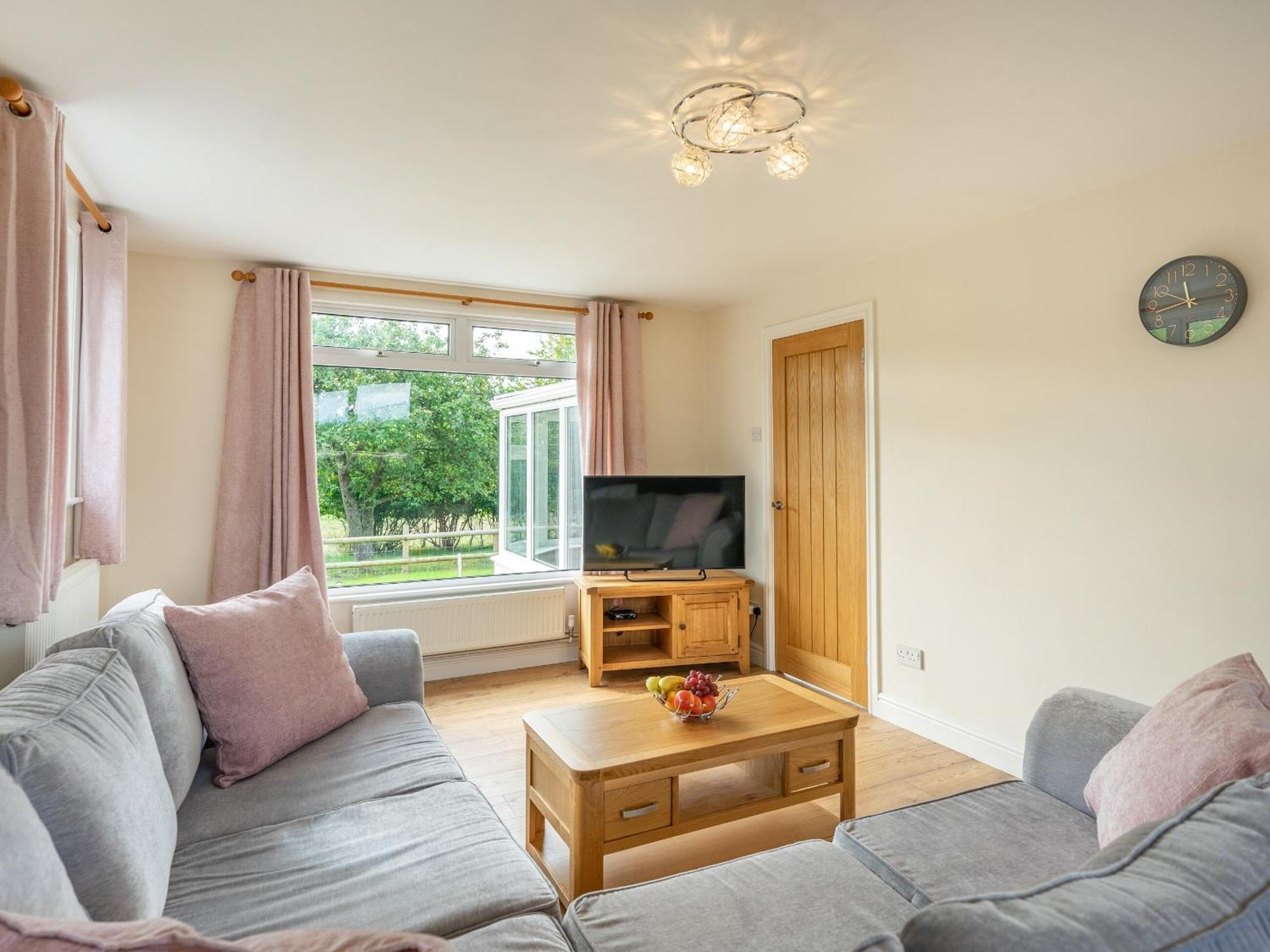 Villa Meadowcroft Bettws Disserth Esterno foto